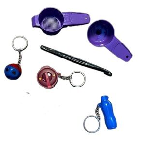 Lot of 6 Tupperware Tiny Treasures Keychains, Funnel, Sift & Citrus Peel…